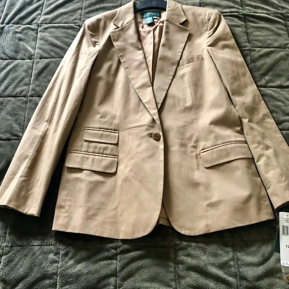 Lands' End Women's Tan Blazer - Picture 12 of 12